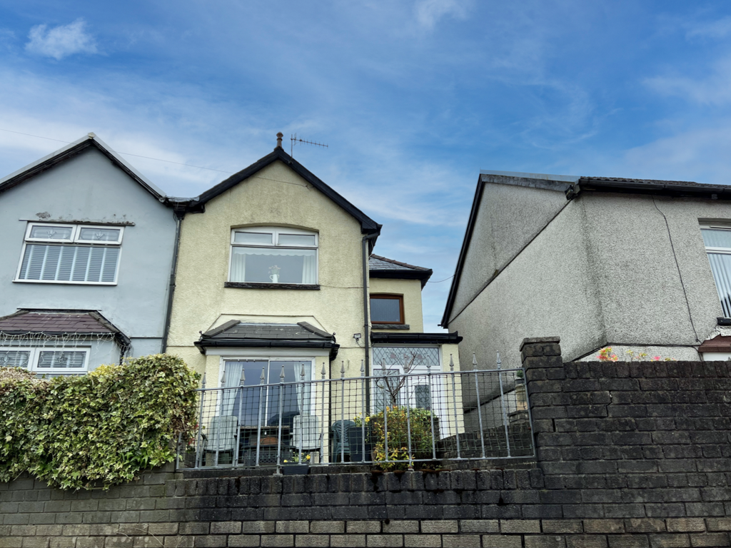 3 bed terraced house for sale in St Albans Road Treorchy -, Treorchy CF42, £189,950