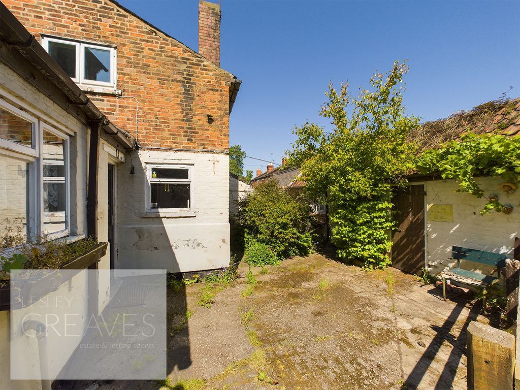 3 bed semi-detached house for sale in Stoke Lane, Stoke Bardolph, Burton Joyce, Nottingham NG14, £250,000