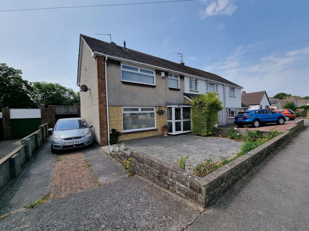 3 bed semi-detached house for sale in Fairfield Rise, Llantwit Major CF61, £270,000