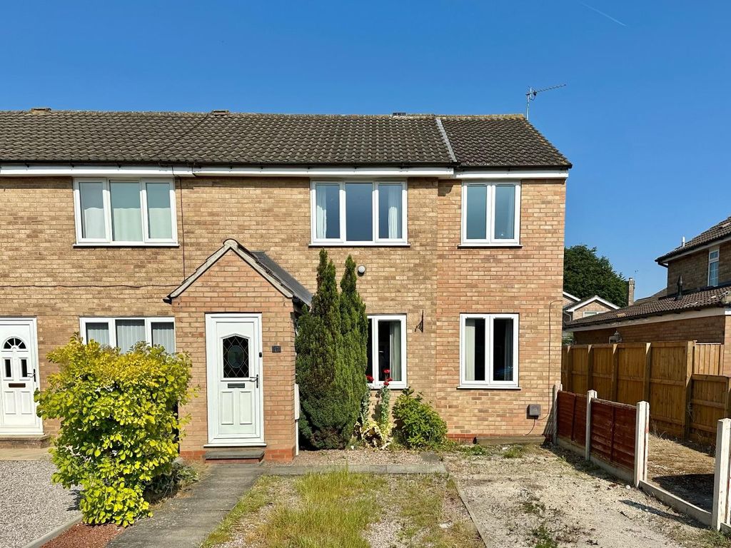 3 bed property for sale in Sycamore Close, Haxby, York. YO32, £295,000