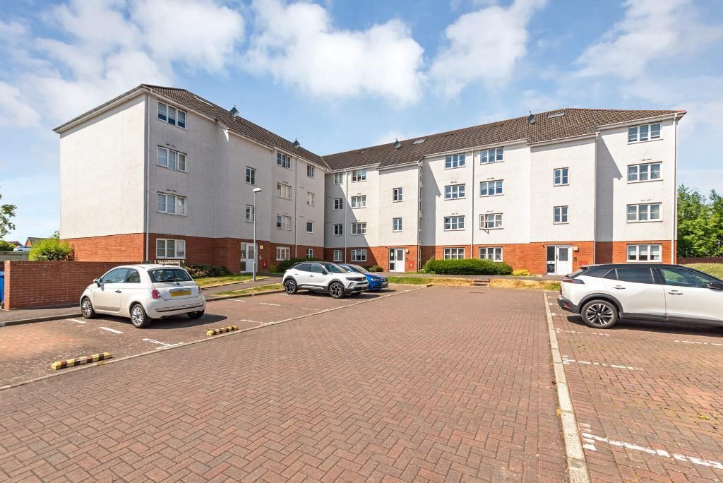 2 bed flat for sale in Brodie Drive, Swinton G69, £119,950