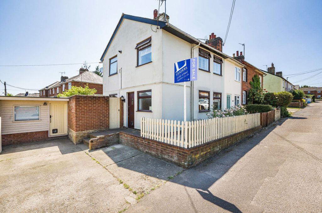3 bed end terrace house for sale in Mount Pleasant, Halstead, Essex CO9, £260,000