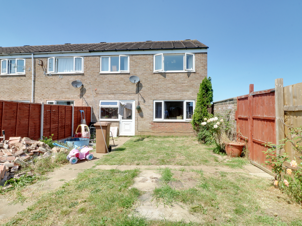 3 bed end terrace house for sale in Horstead Avenue, Brigg DN20, £117,950