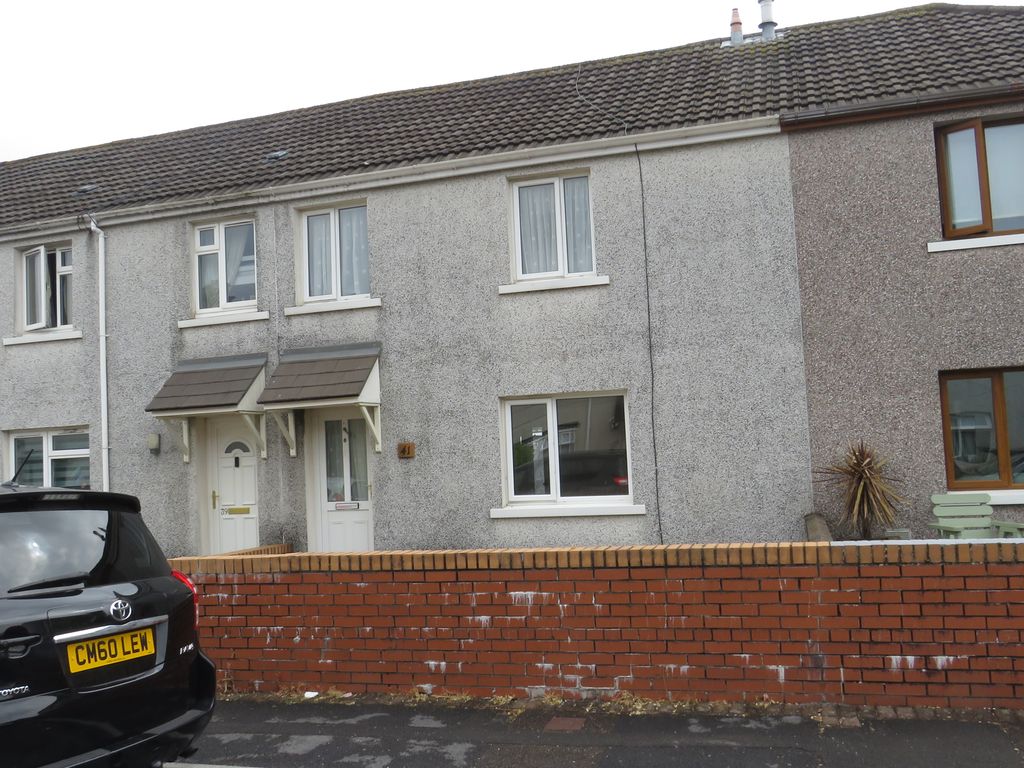3 bed terraced house for sale in Heol Tregoning, Llanelli SA15, £99,995