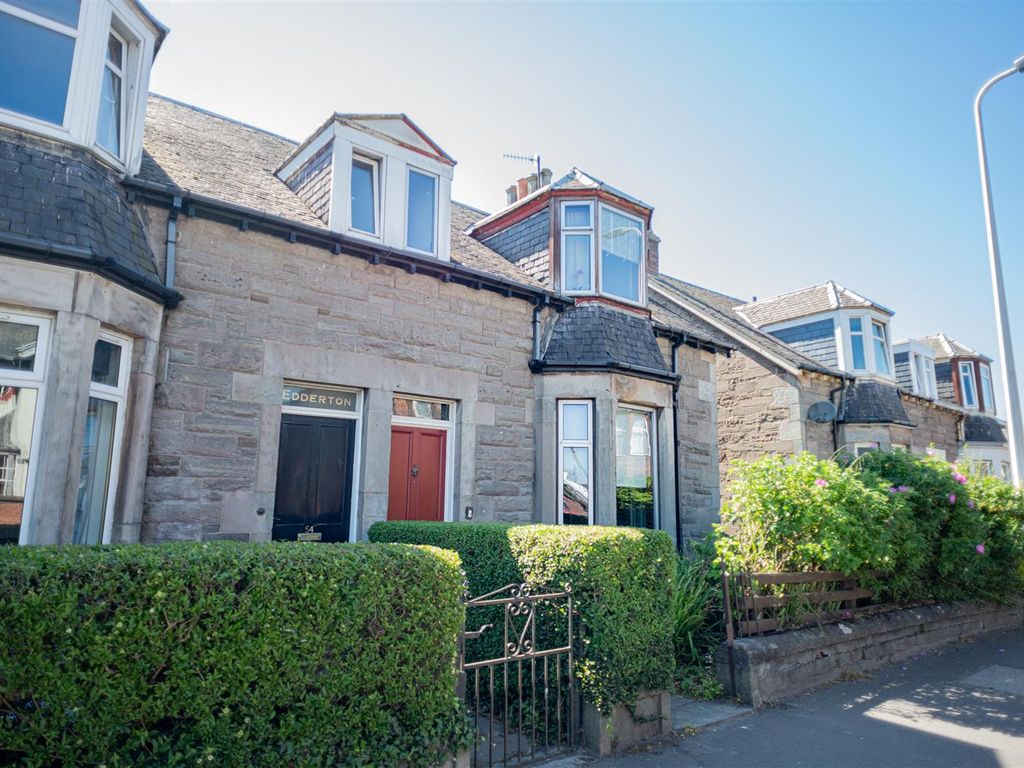 3 bed property for sale in Feus Road, Perth PH1, £210,000