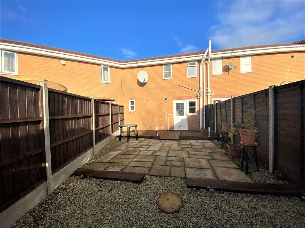2 bed town house for sale in Boynton Road, Western Park, Leicester LE3, £190,000