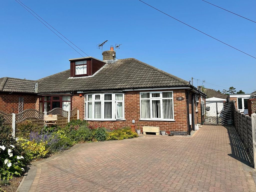 3 bed semi-detached bungalow for sale in Firwood Whin, Huntington, York YO31, £315,000