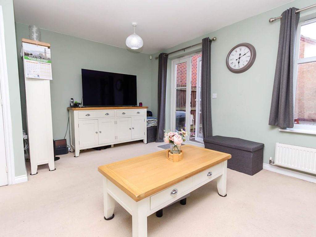 3 bed end terrace house for sale in John Lea Way, Wellingborough NN8, £230,000