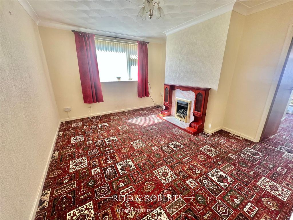 2 bed flat for sale in Park Street, Wrexham LL11, £110,000