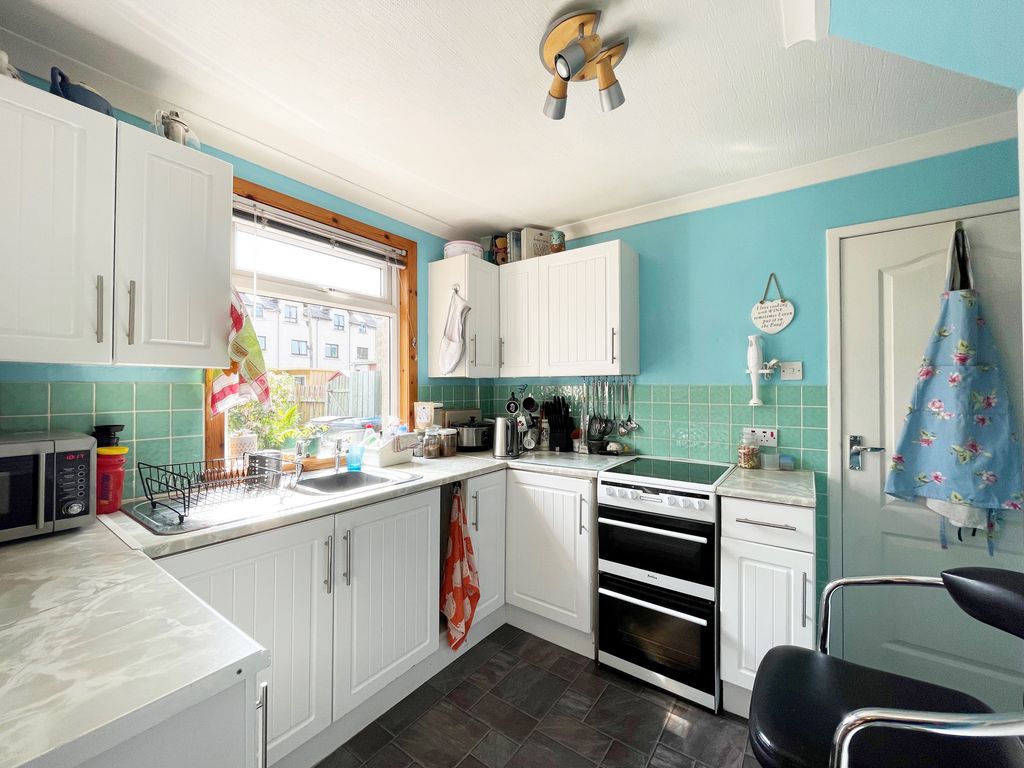 3 bed terraced house for sale in Kintillo Place, Perth PH2, £164,995
