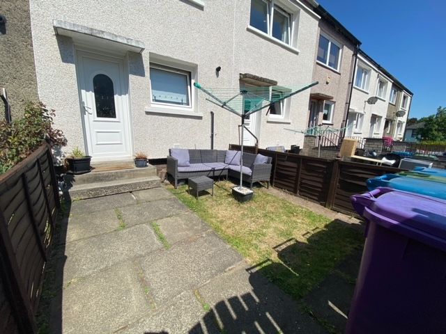 3 bed terraced house for sale in Hillpark Drive, Glasgow G43, £140,000