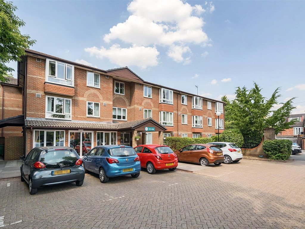 1 bed property for sale in New Road, Crowthorne, Berkshire RG45, £90,000