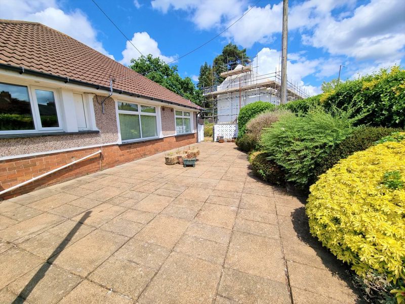 2 bed detached bungalow for sale in Pontygwindy Road, Caerphilly CF83, £295,000