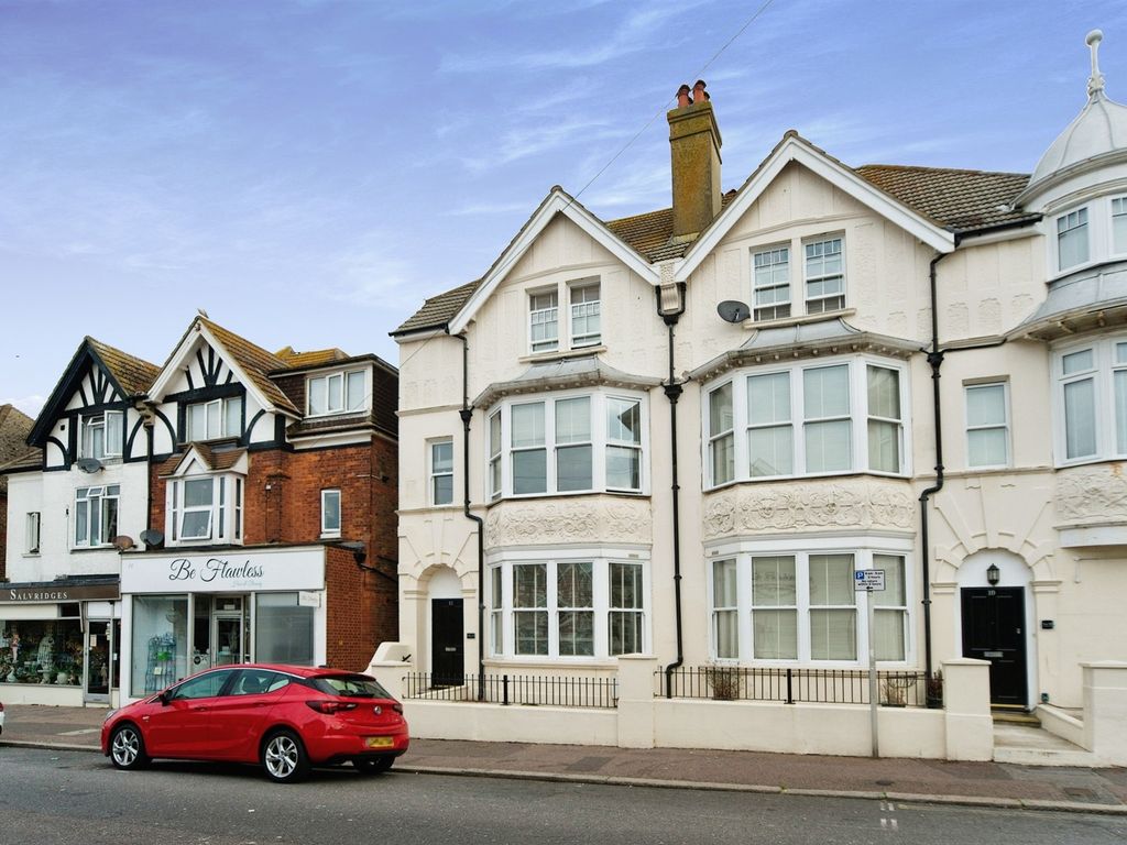 1 bed flat for sale in Parkhurst Road, Bexhill-On-Sea TN40, £140,000
