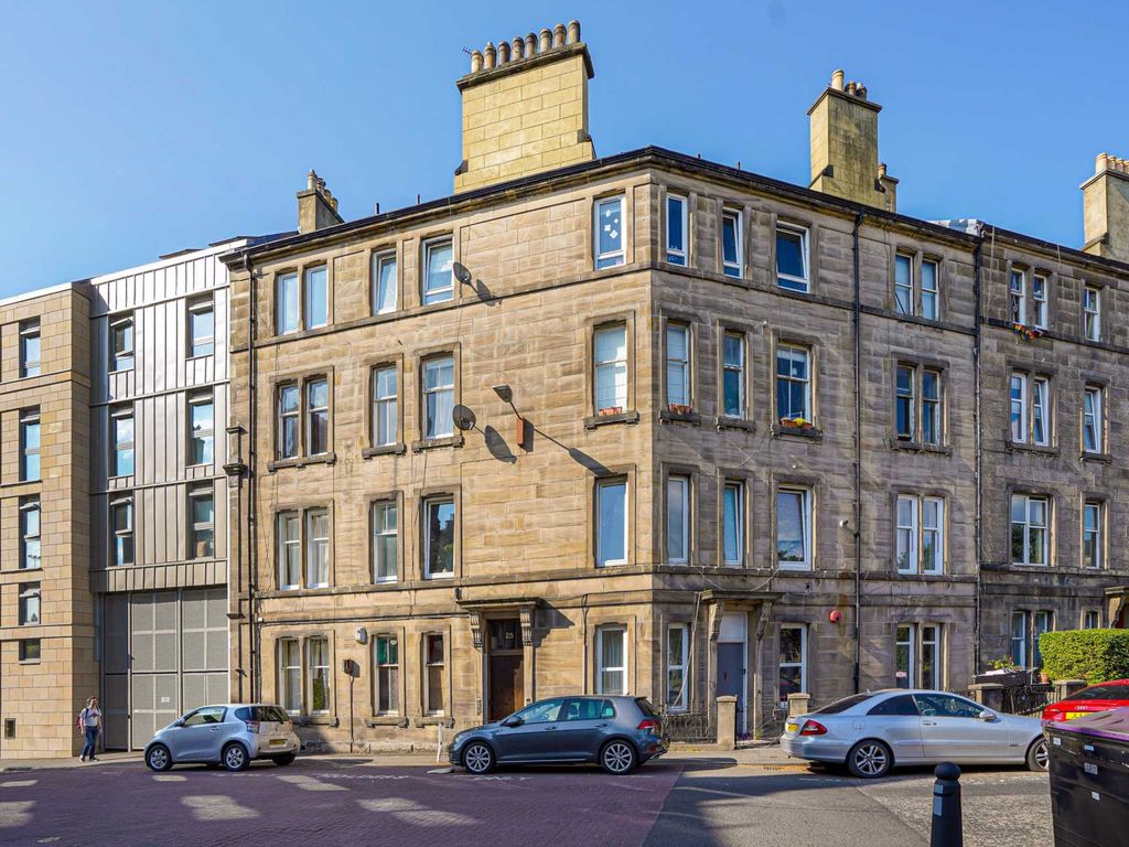 2 bed flat for sale in Murieston Crescent, Edinburgh EH11, £204,000
