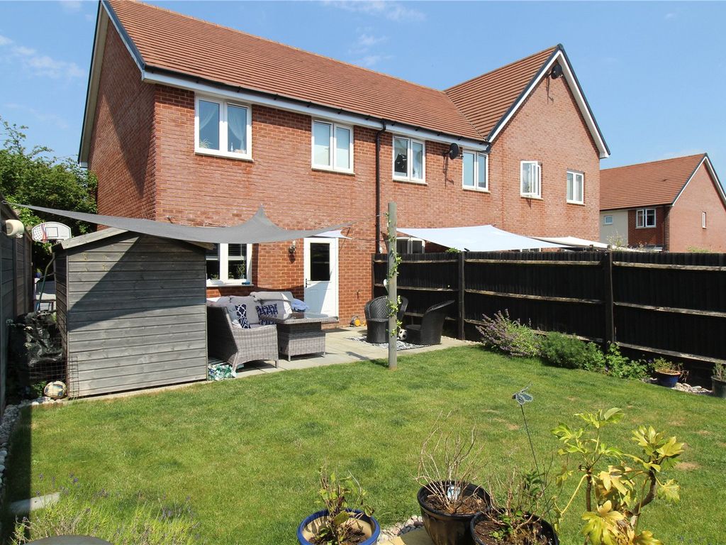 3 bed semi-detached house for sale in The Coach Road, Basingstoke, Hampshire RG23, £144,000