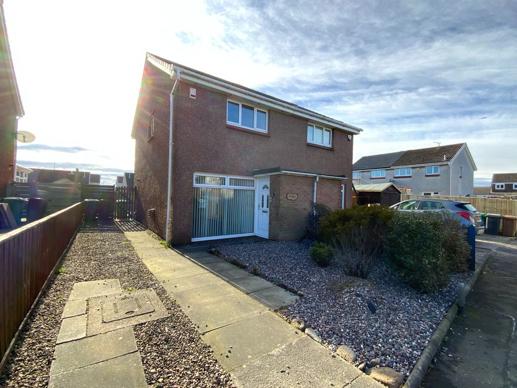 2 bed semi-detached house for sale in Carradale Gardens, Kirkcaldy KY2, £137,000