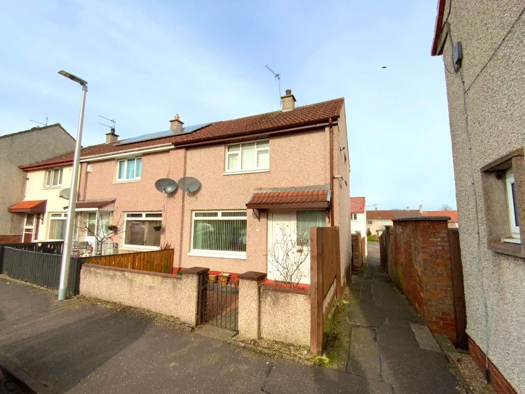 2 bed terraced house for sale in Fraser Place, Glenrothes KY6, £99,500