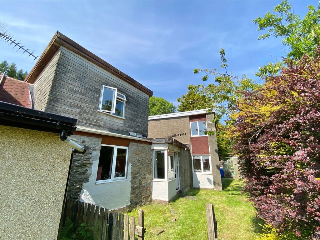 2 bed end terrace house for sale in Kilcreggan, Helensburgh G84, £70,000