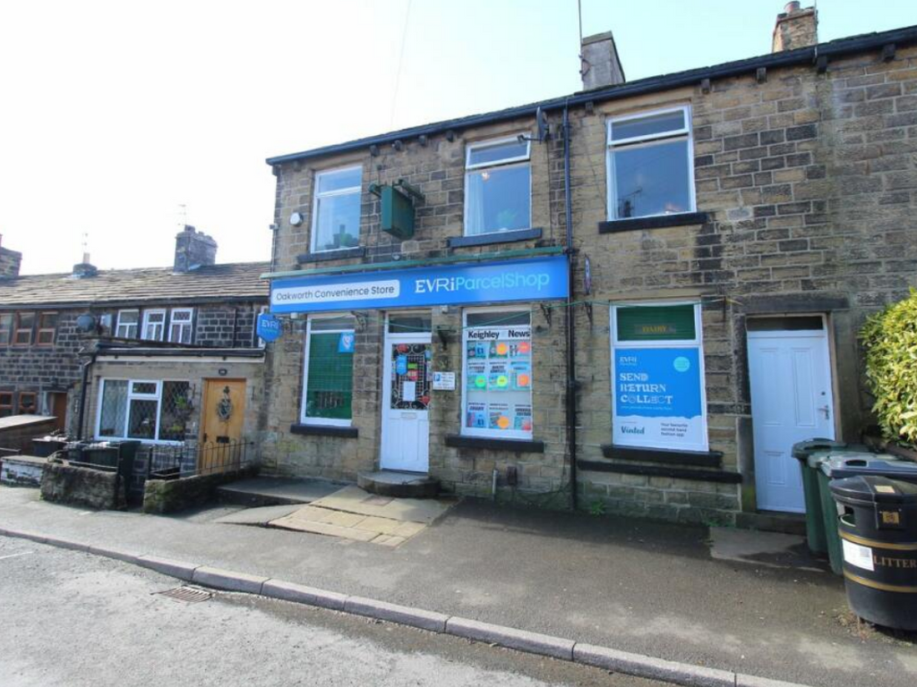 Retail premises for sale in Lane Ends, Oakworth, Keighley BD22, £190,000