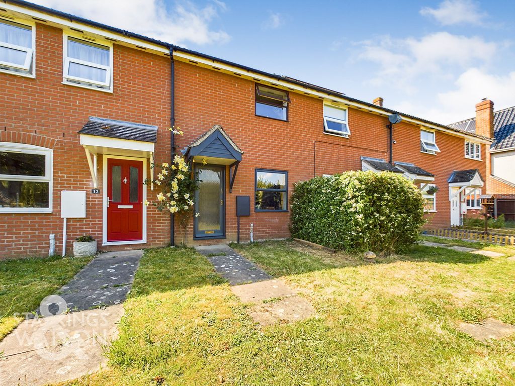 2 bed terraced house for sale in Robinsons Close, Mellis, Eye IP23, £175,000