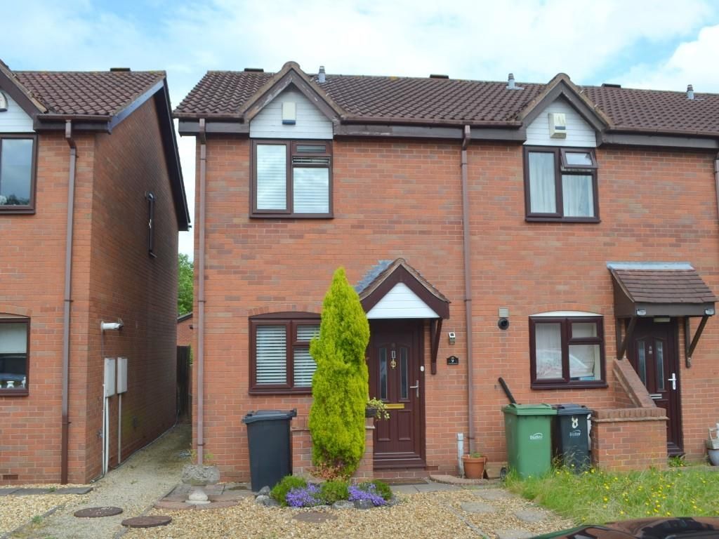 2 bed property for sale in Stable Court, Dudley DY3, £180,000