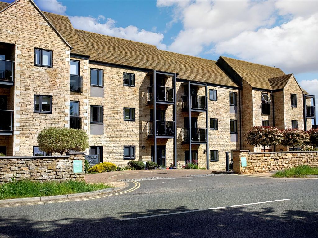 1 bed flat for sale in Stukeley Court, Barnack Road, Stamford PE9, £245,000