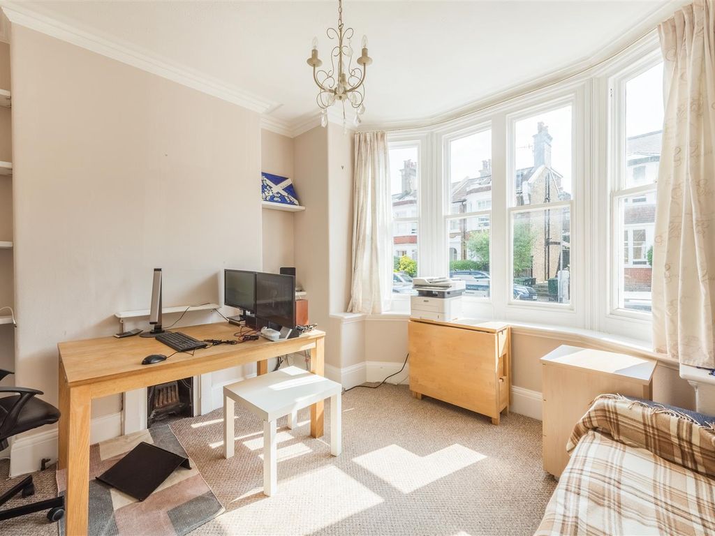 1 bed flat for sale in Compton Road, Brighton BN1, £210,000