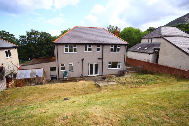 3 bed detached house for sale in Paradise Road, Penmaenmawr LL34, £325,000