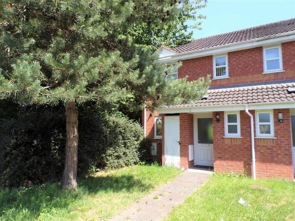 2 bed end terrace house for sale in Fernwood Drive, Rugeley WS15, £125,000