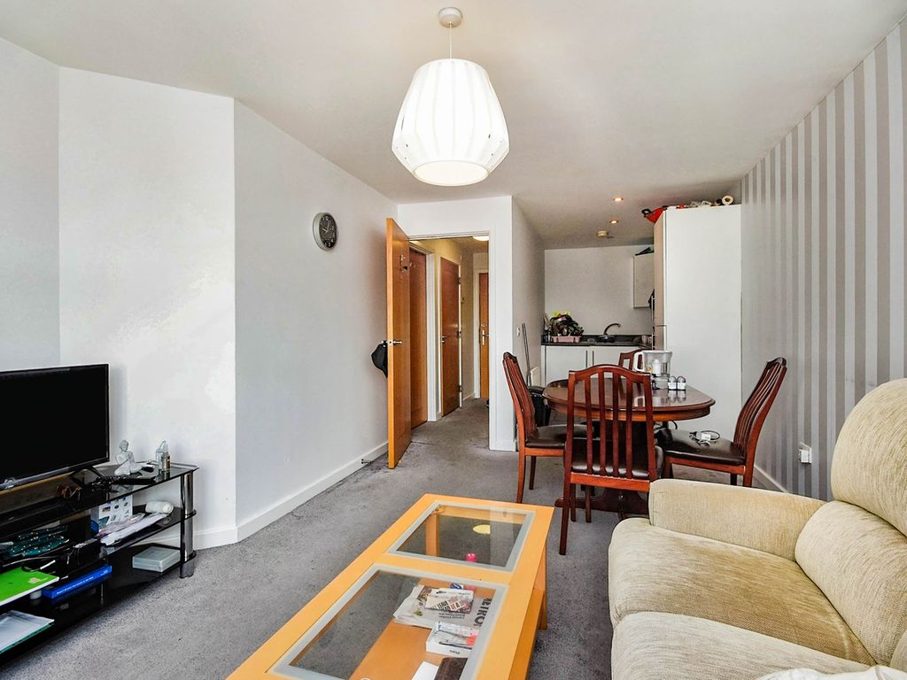 1 bed flat for sale in Fairfield Road, Braintree CM7, £140,000