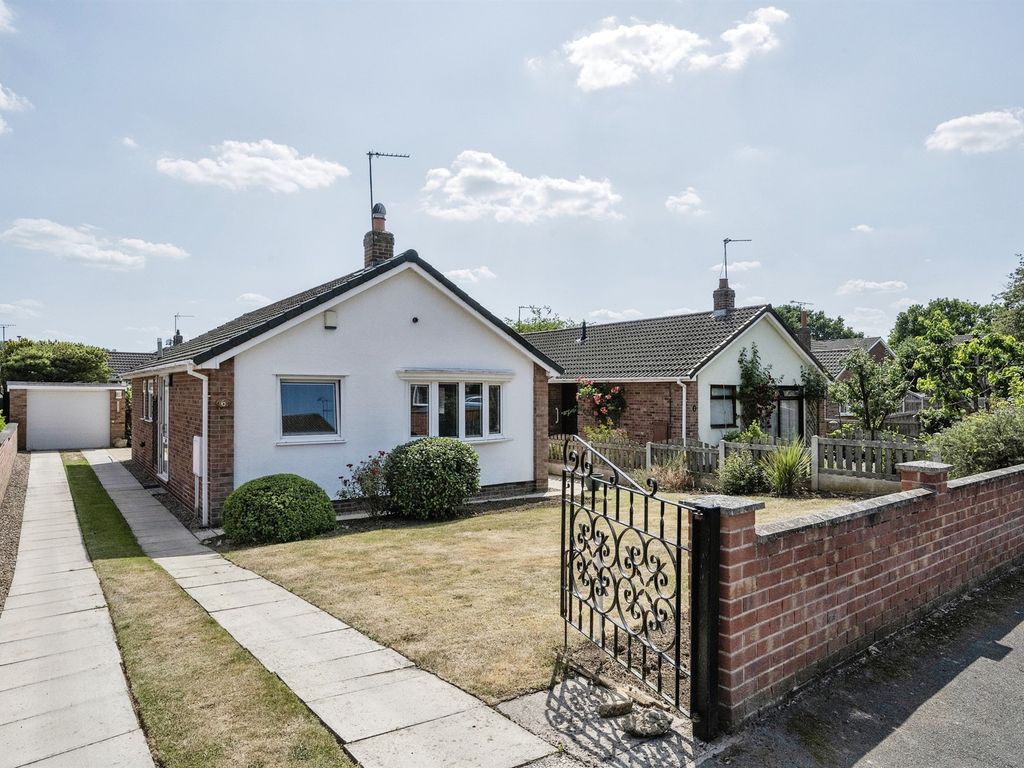 3 bed detached bungalow for sale in Bowland Close, Bentley, Doncaster DN5, £240,000