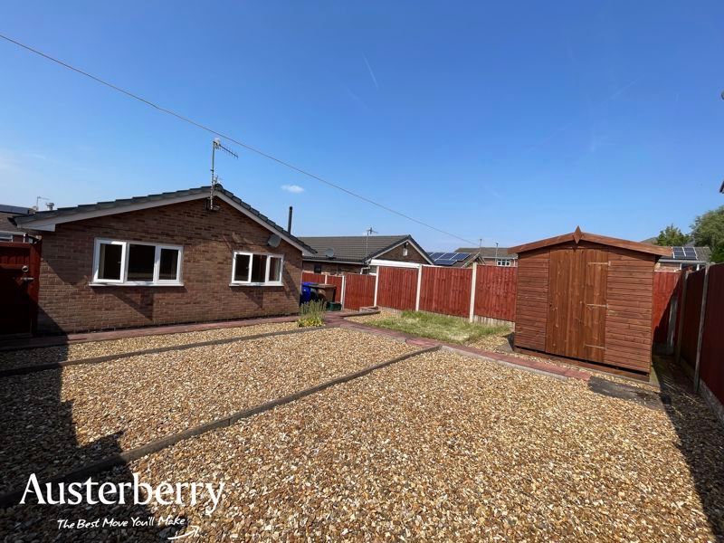 2 bed detached bungalow for sale in Chelmorton Drive, Lightwood, Stoke-On-Trent ST3, £165,000