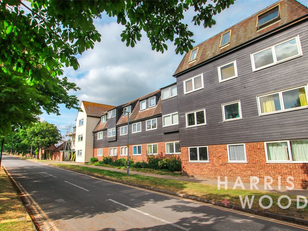 3 bed flat for sale in Seaview Avenue, West Mersea, Colchester, Essex CO5, £270,000