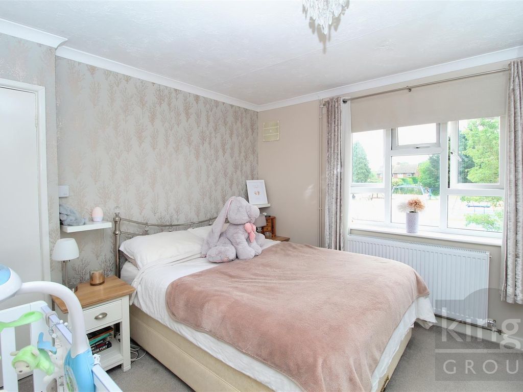 1 bed maisonette for sale in Burnett Square, Hertford SG14, £222,500