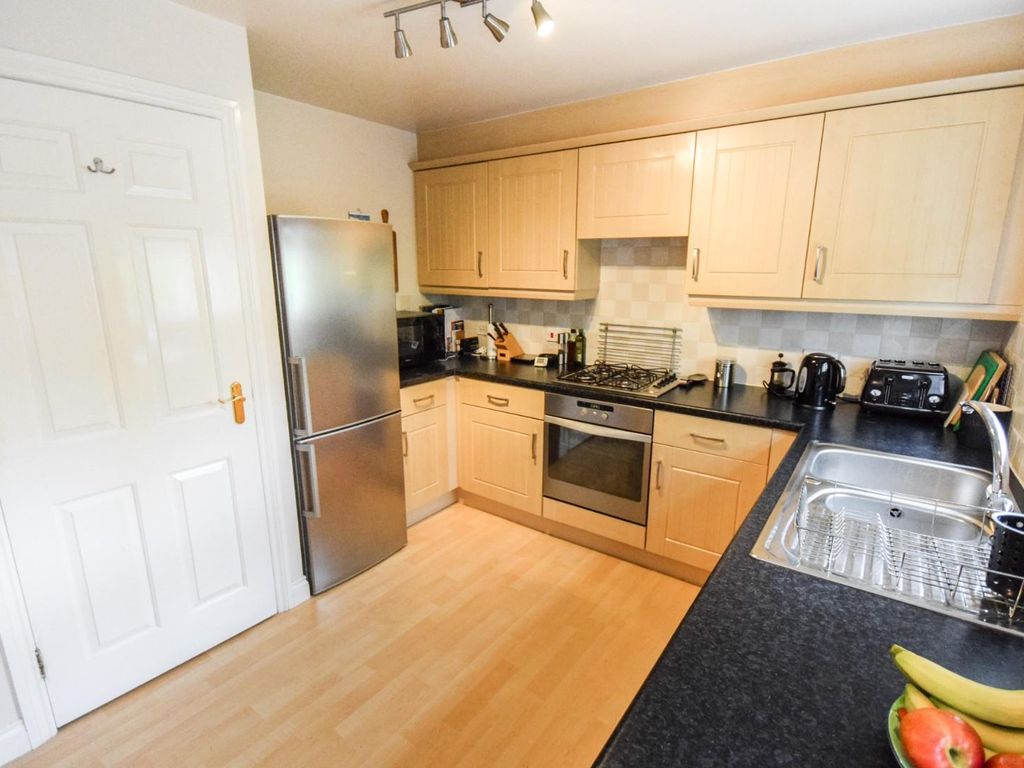 3 bed town house for sale in The Armitage, East Morton, Keighley BD20, £250,000