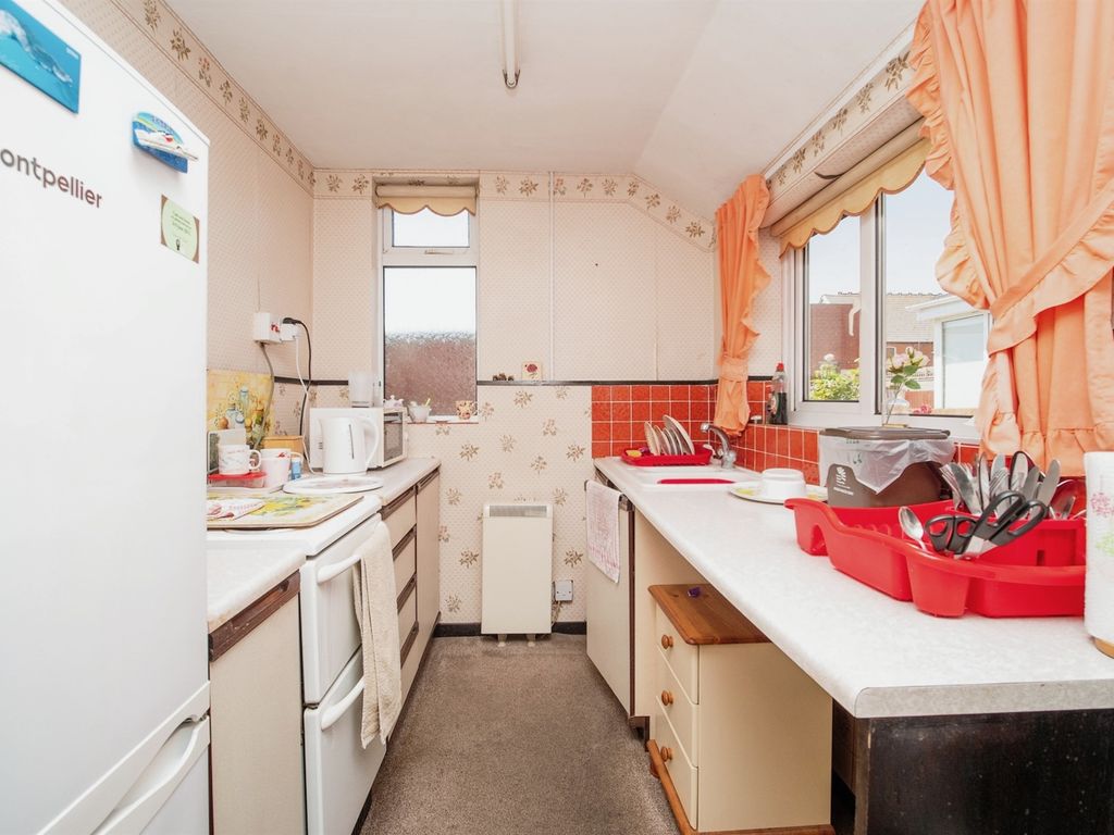 3 bed terraced house for sale in Portland Road, Wyke Regis, Weymouth DT4, £220,000