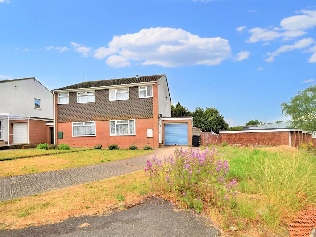 3 bed semi-detached house for sale in The Maples, Nailsea, Bristol BS48, £275,000
