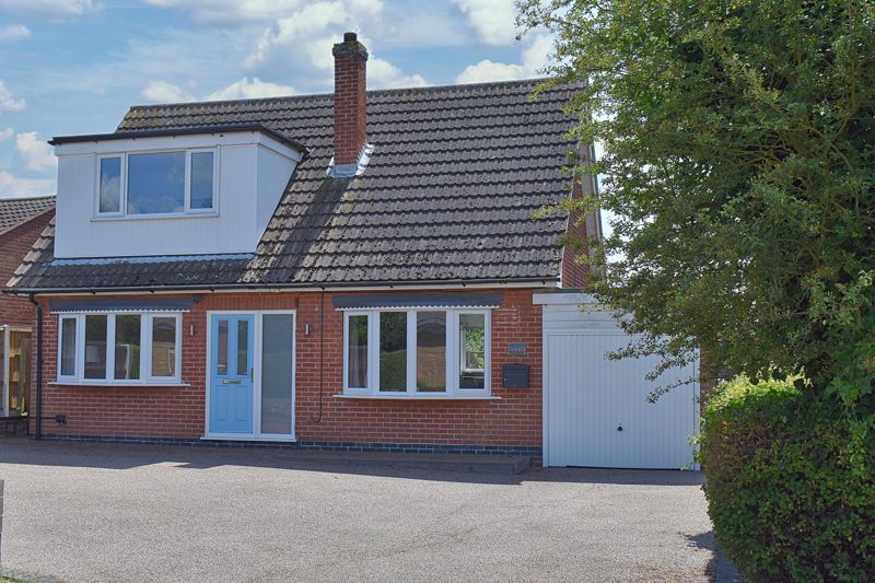 3 bed detached house for sale in Waltons Lane, North Muskham, Newark NG23, £280,000