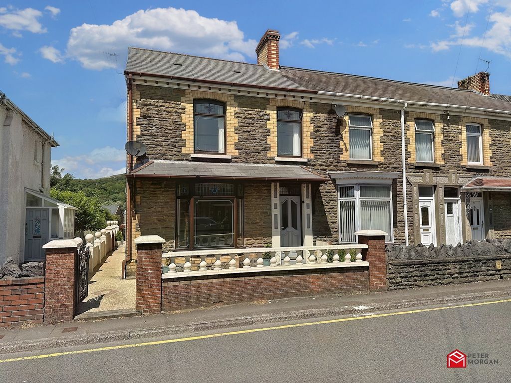 4 bed end terrace house for sale in Wern Road, Skewen, Neath, Neath Port Talbot. SA10, £200,000