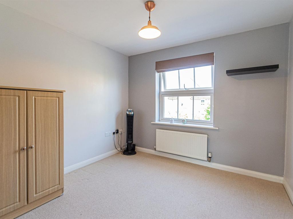 2 bed flat for sale in Partington Square, Runcorn WA7, £150,000