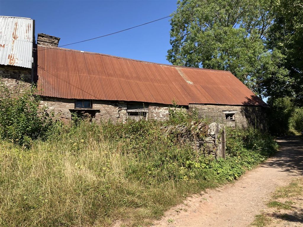 Farmhouse for sale in Michaelchurch Escley, Hereford HR2, £200,000