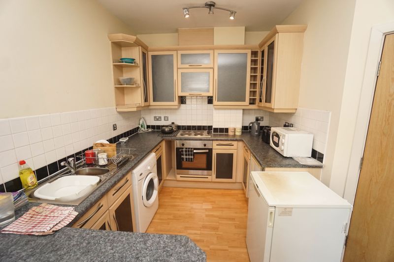 1 bed flat for sale in Chorley New Road, Horwich, Bolton BL6, £75,000