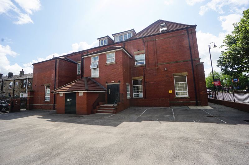 1 bed flat for sale in Chorley New Road, Horwich, Bolton BL6, £75,000