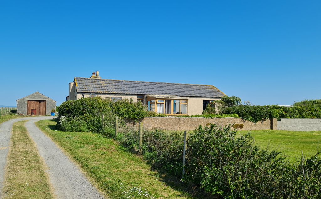2 bed bungalow for sale in Deerness, Orkney KW17, £175,000
