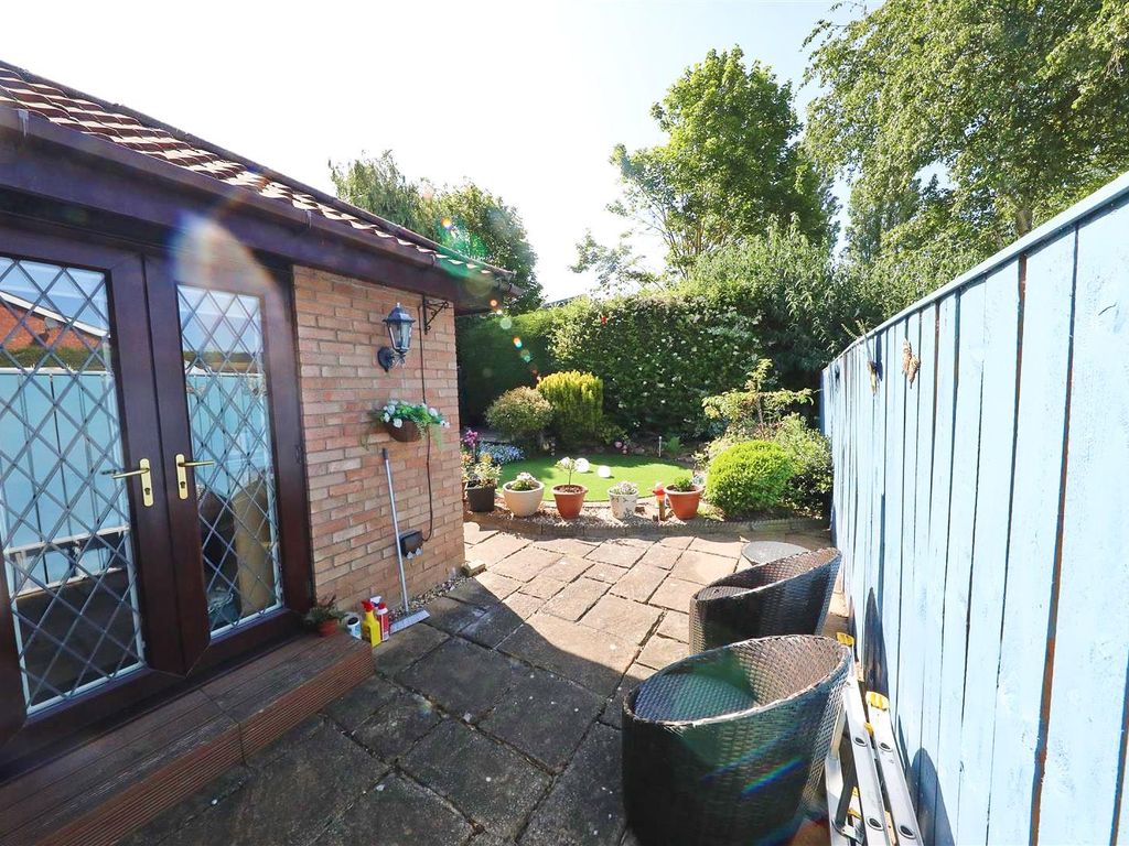 2 bed semi-detached bungalow for sale in The Queensway, Hull HU6, £160,000