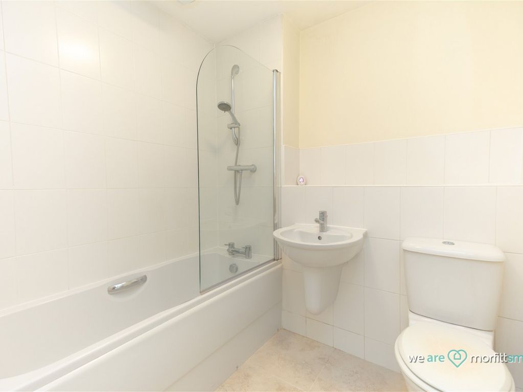 2 bed flat for sale in High Street, Eckington, Sheffield S21, £139,950