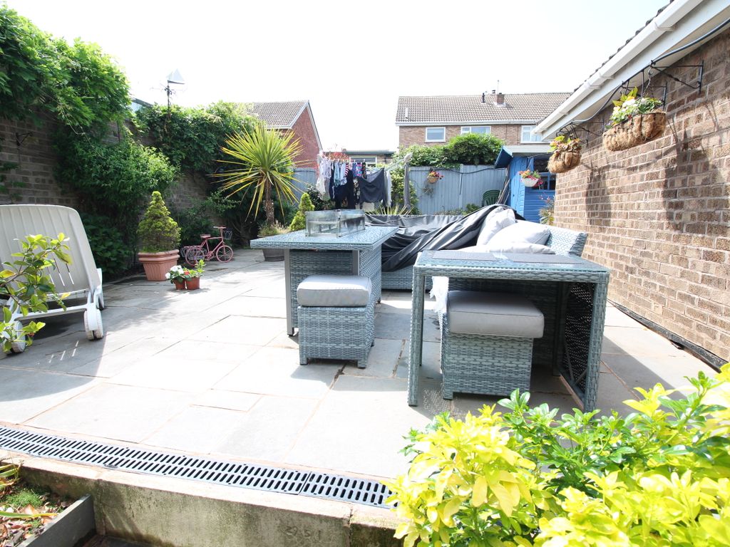 3 bed detached house for sale in Chepstow Drive, Mexborough S64, £220,000