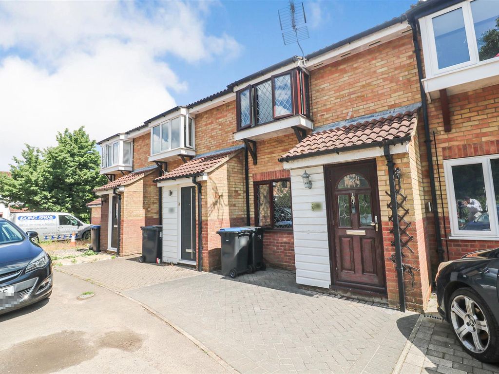 2 bed terraced house for sale in Markwell Wood, Harlow CM19, £280,000