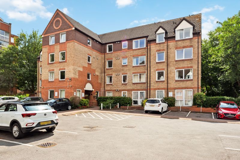 1 bed property for sale in Cedar Road, Sutton SM2, £120,000
